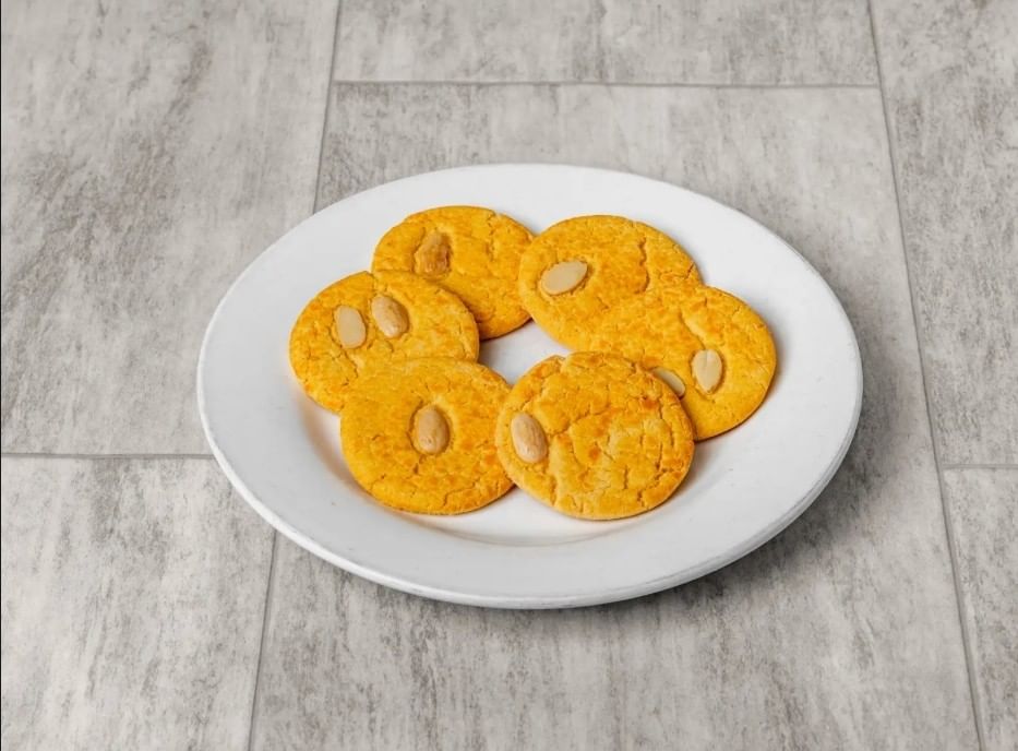 Almond cookies (6) / 杏仁饼