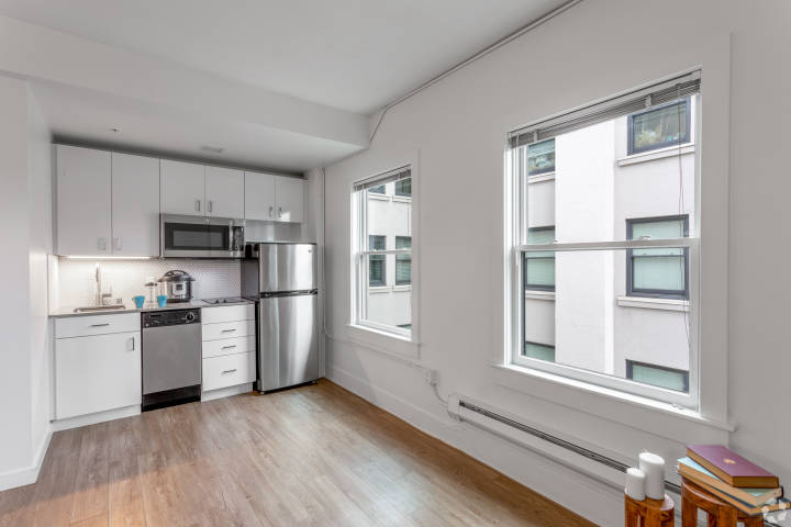 Publix Apartments Image