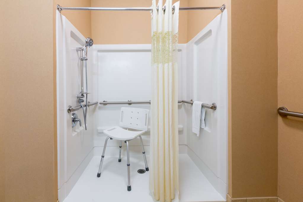 Hampton Inn Goshen Image