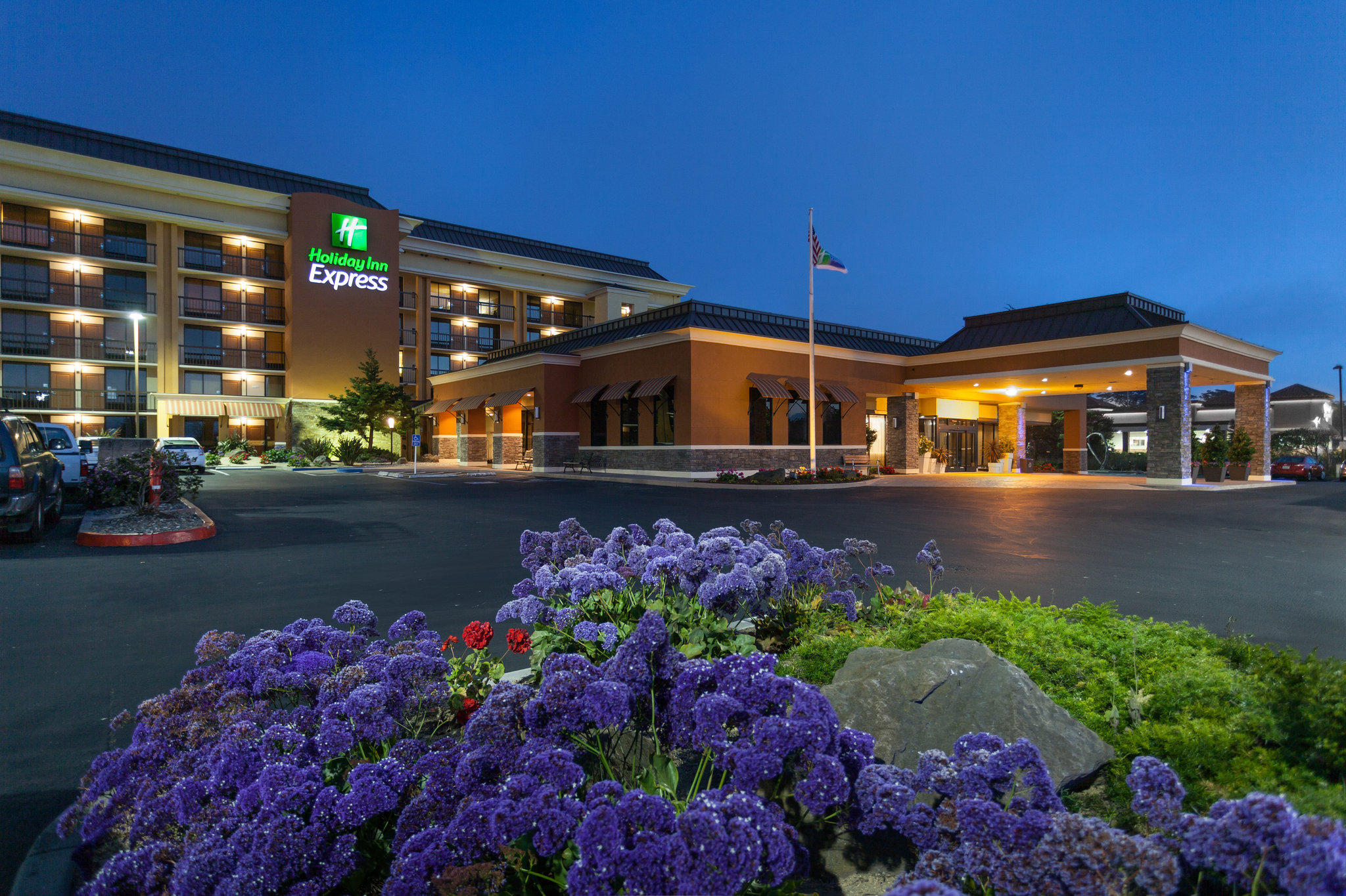 Holiday Inn Express at Monterey Bay Photo