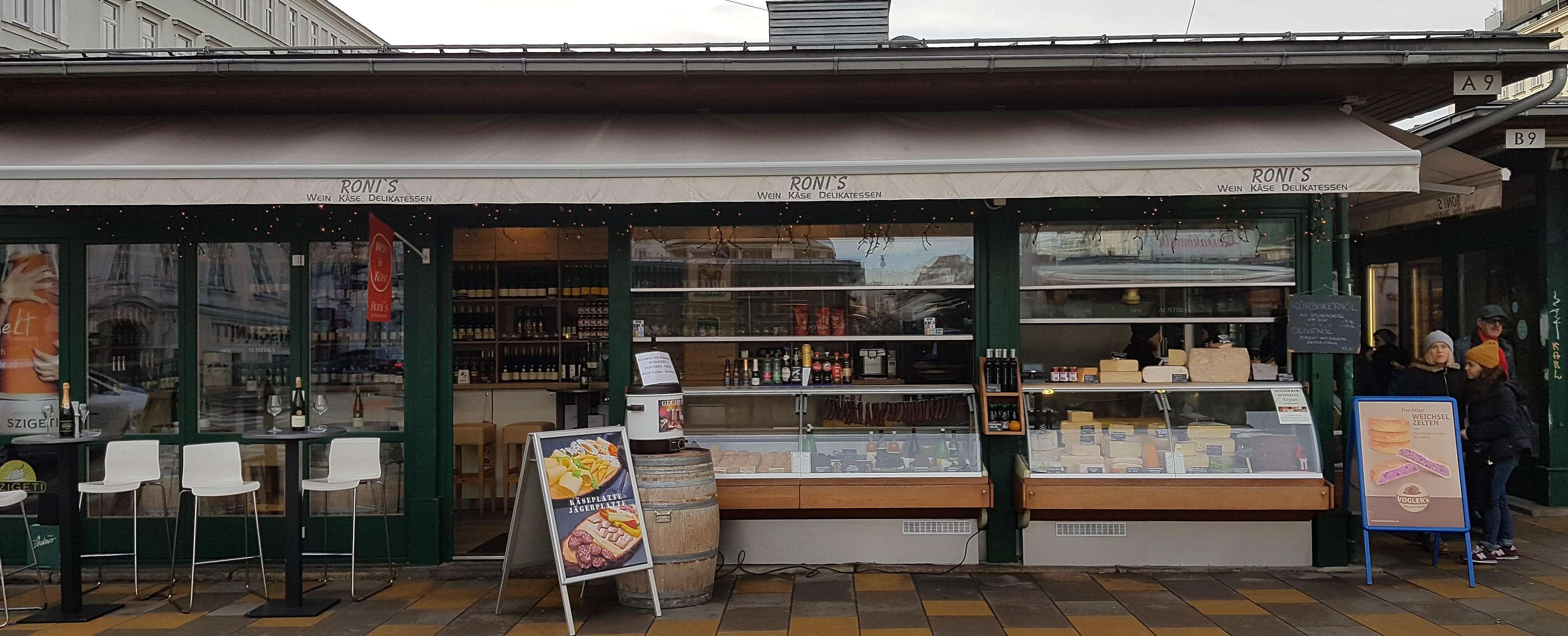 Bilder Ronis Wein-Käse-Delikatessen