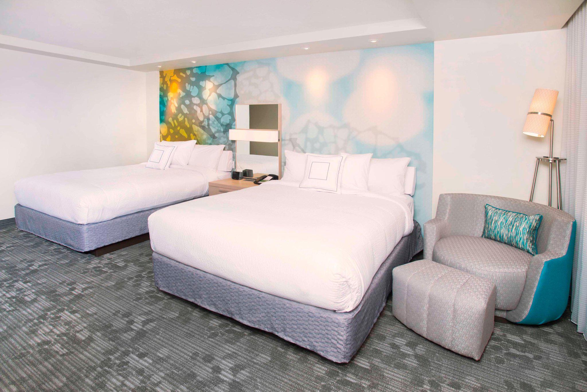 Courtyard by Marriott Redwood City Photo