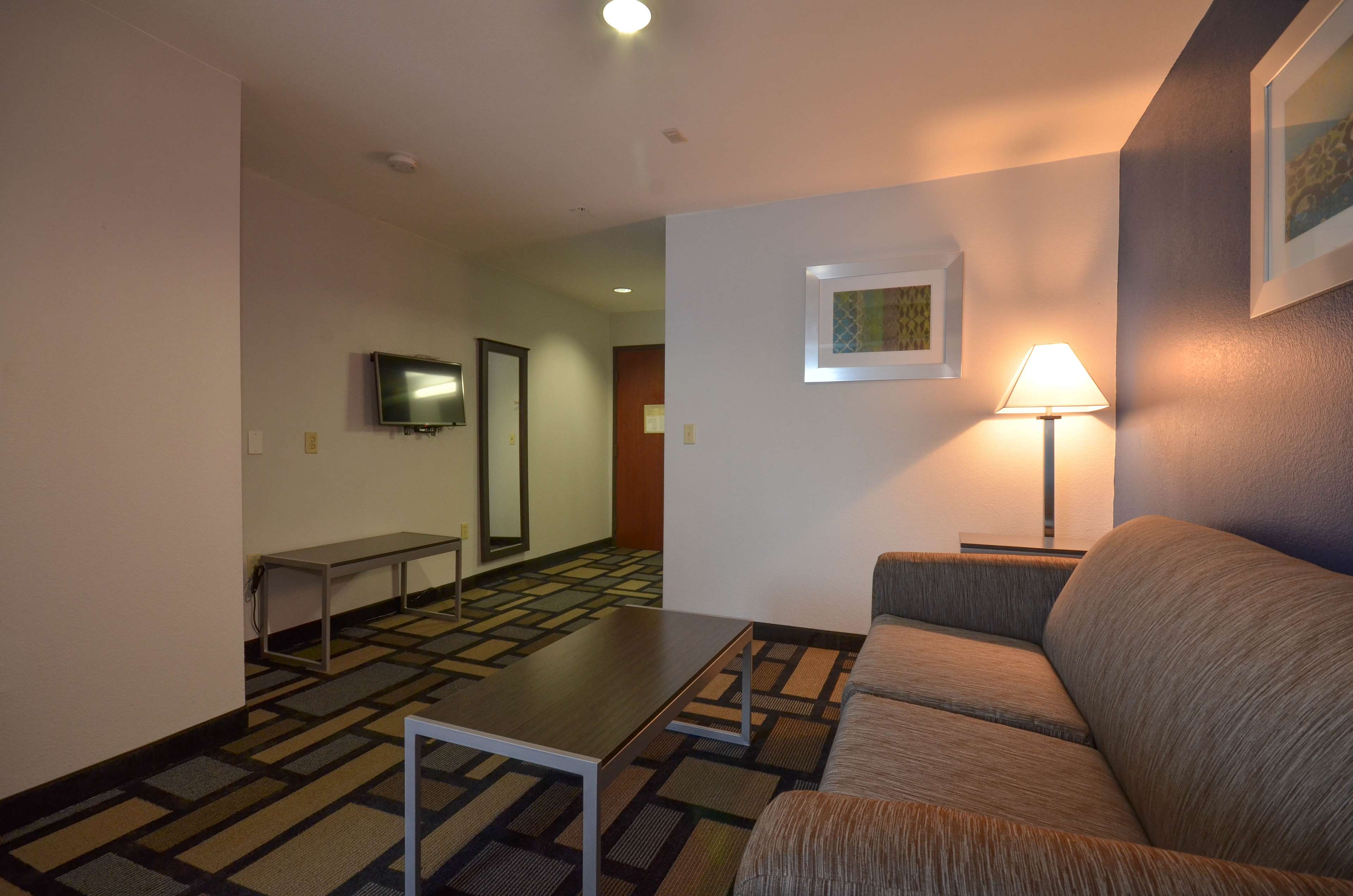 Best Western Galleria Inn & Suites Photo