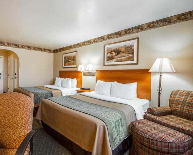 Images Comfort Inn & Suites