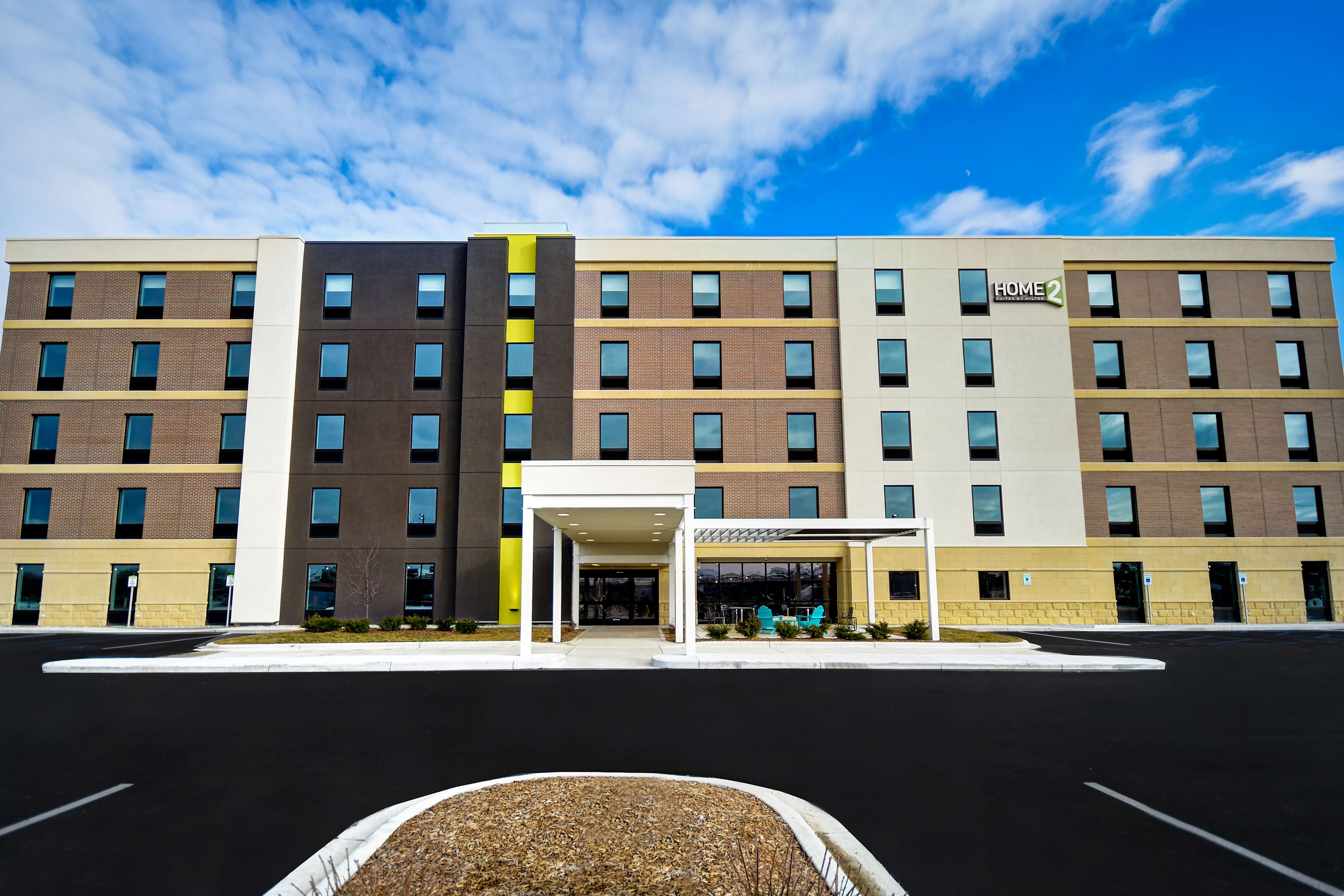 Home2 Suites by Hilton Bowling Green, 1630 E. Wooster St., Bowling Green, OH, Hotels & Motels