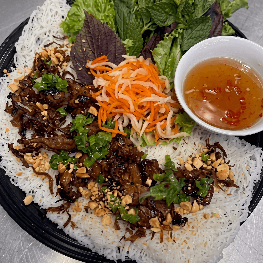 92.Fine Rice Vermicelli with BBQ Banh Hoi