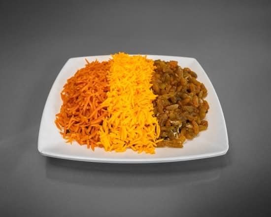 Adas Polo with Raisins & Carrots
