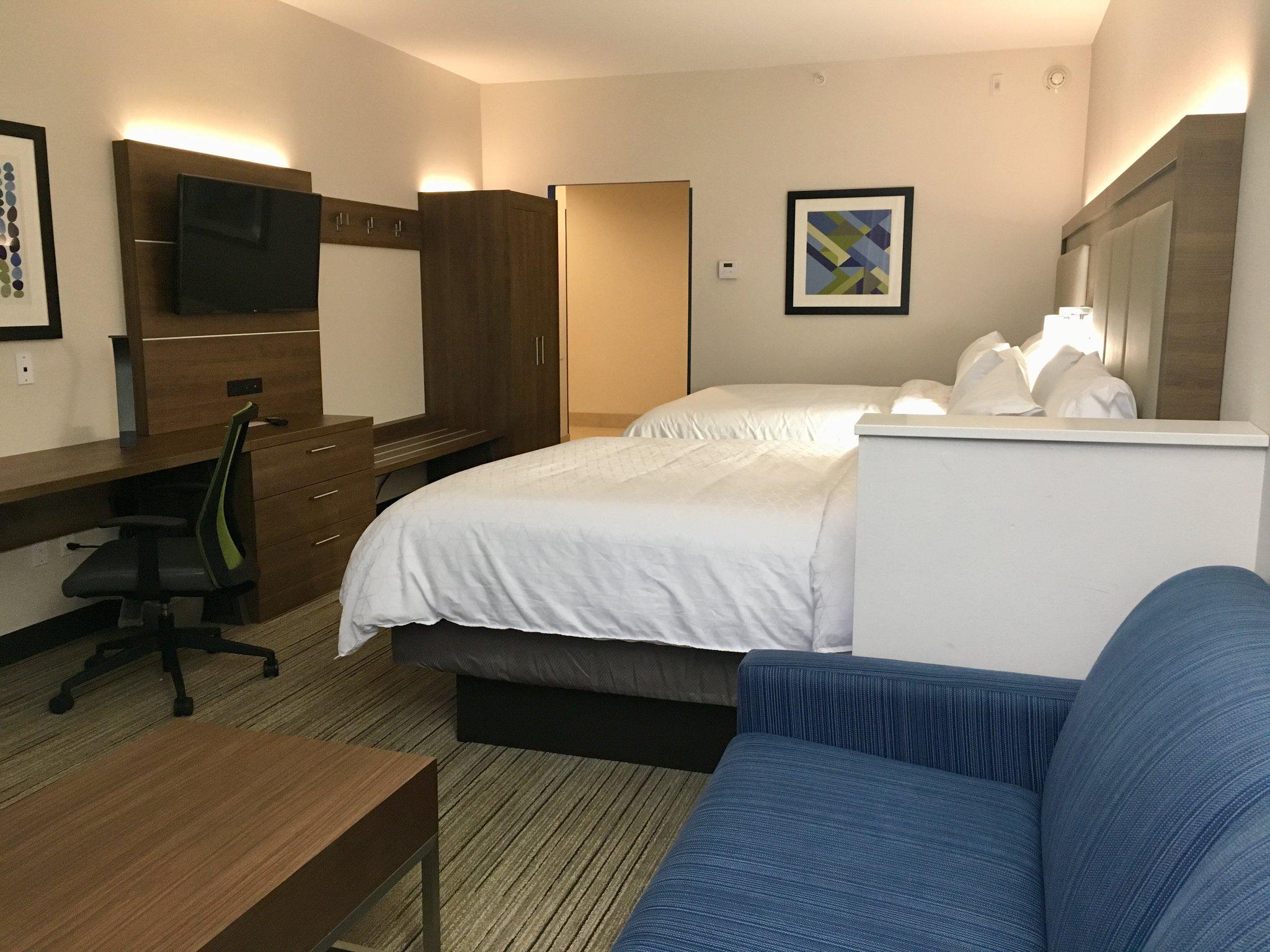 Holiday Inn Express Grand Island - Niagara Falls Photo