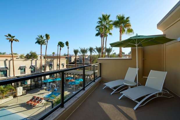 Images Hampton Inn & Suites Phoenix/Scottsdale on Shea Boulevard