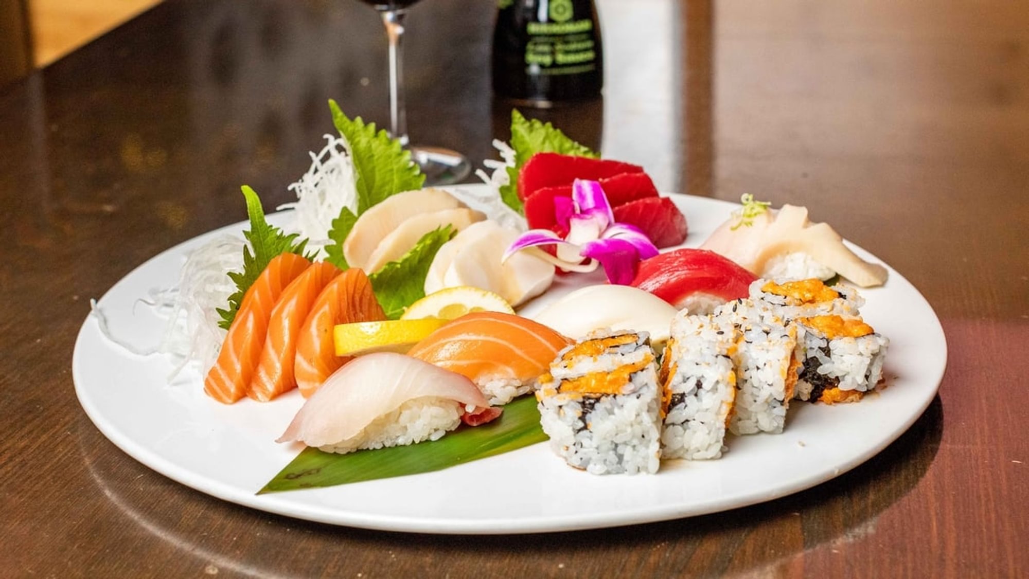 Sushi & Sashimi Combo
