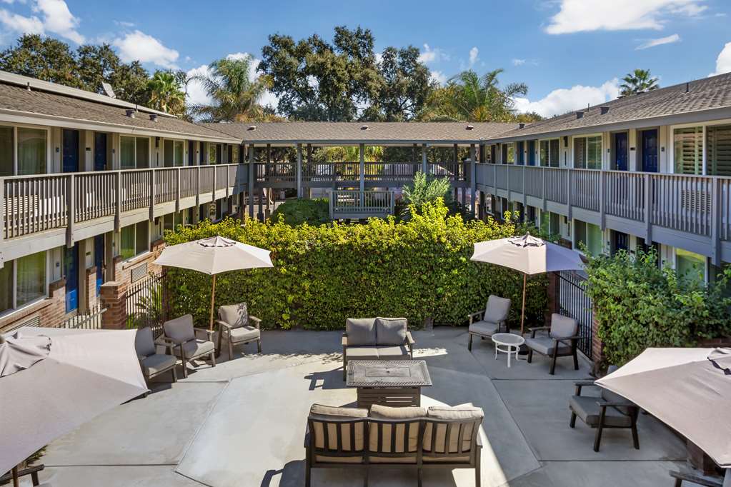 Best Western Shadow Inn Image