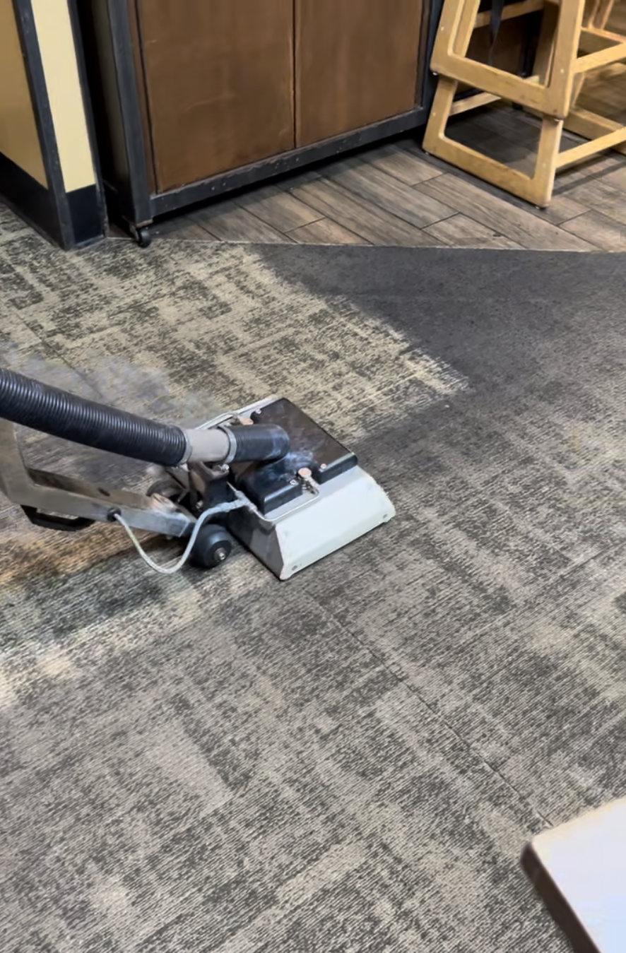 Pioneer Janitorial Service Image