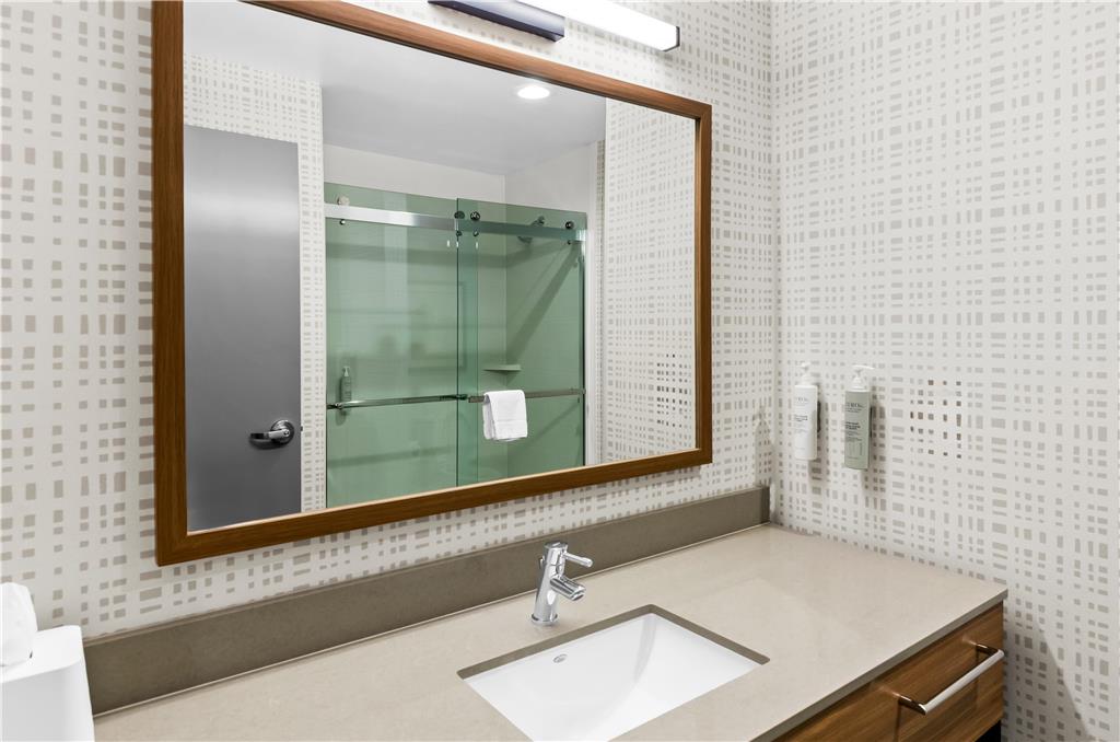 Hampton Inn Daleville Image