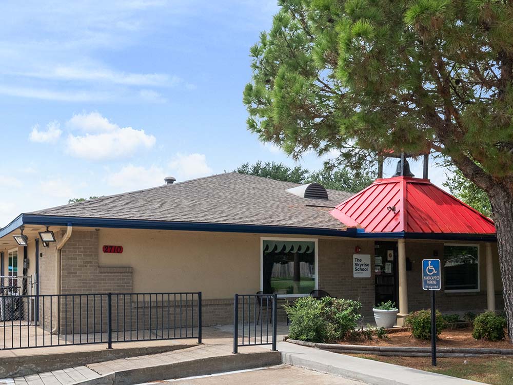 Skyrise School on South Collins Street Image