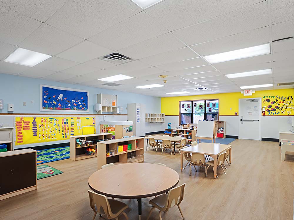 Skyrise School of Bent Tree Image