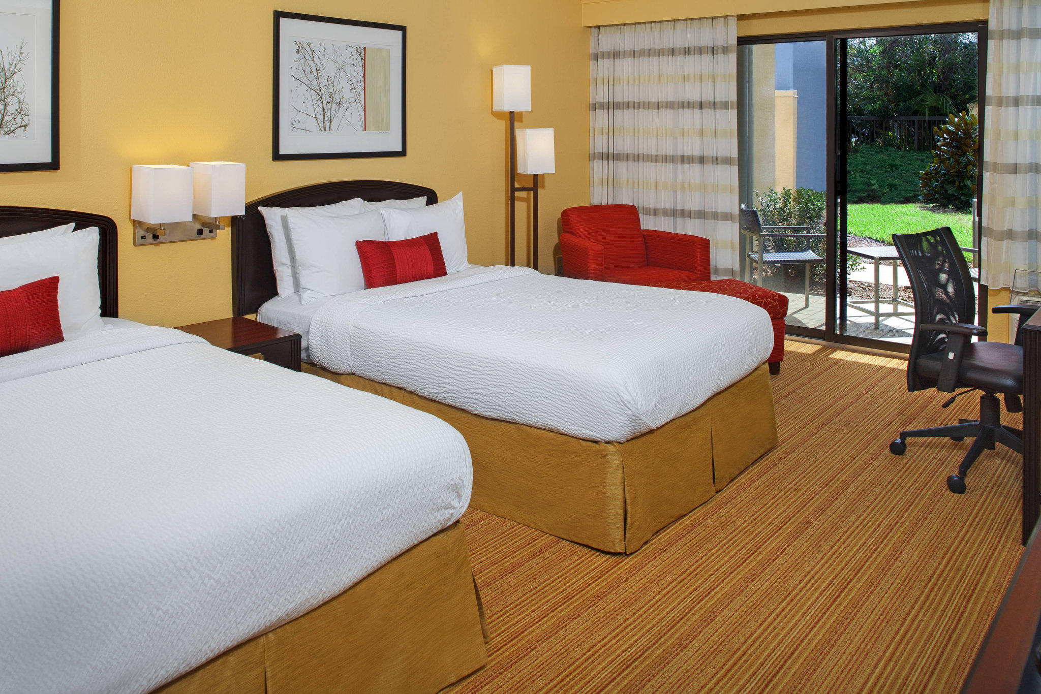 Courtyard by Marriott Jacksonville Butler Boulevard Photo