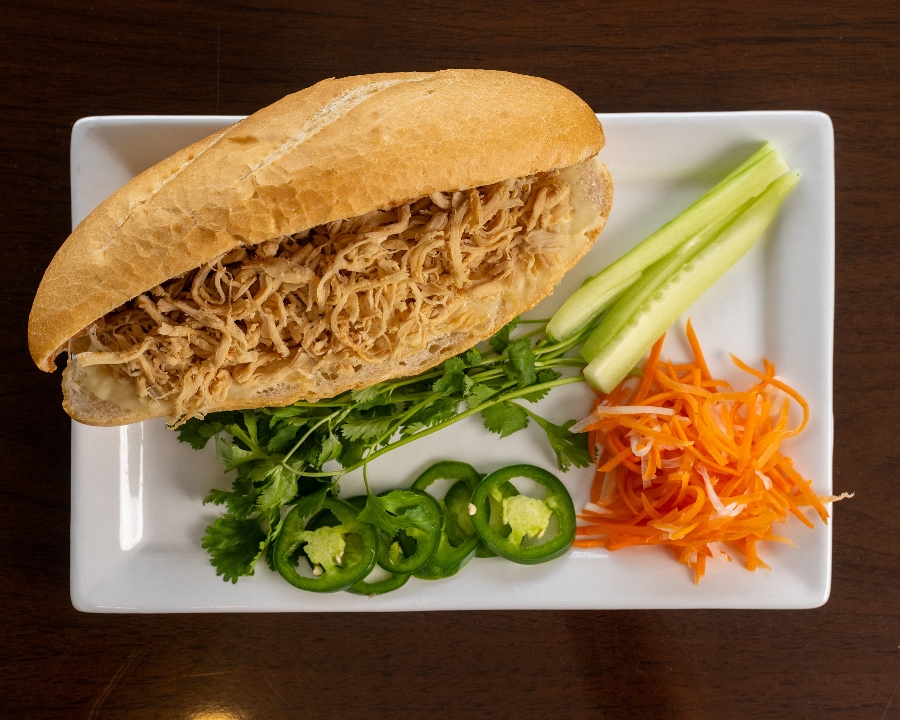 S3. Vietnamese Baguette Sandwich Chicken