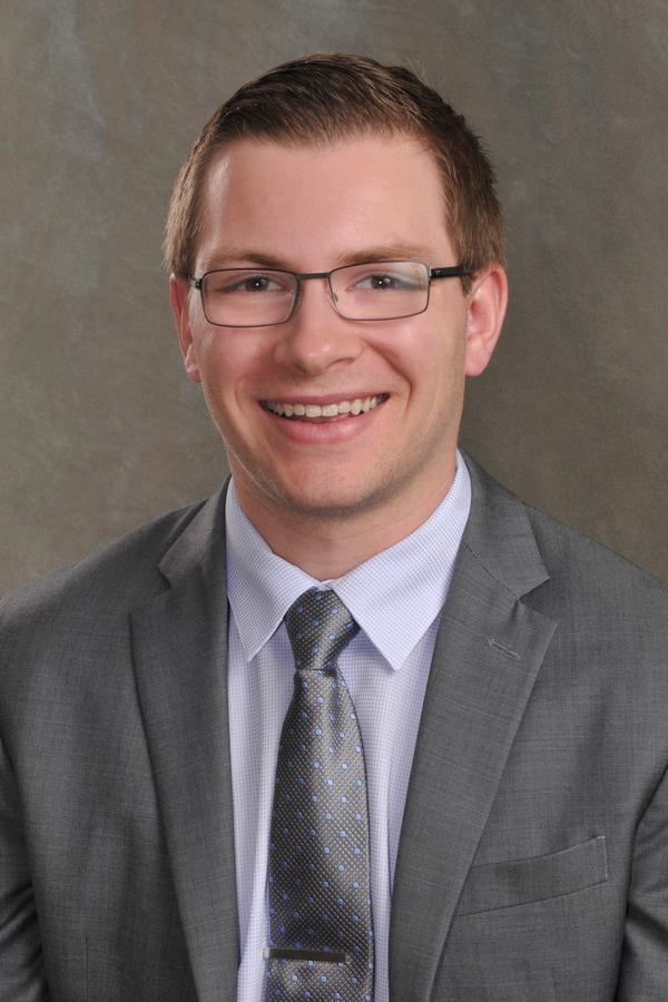 Edward Jones - Financial Advisor: Justin Tersteeg Photo