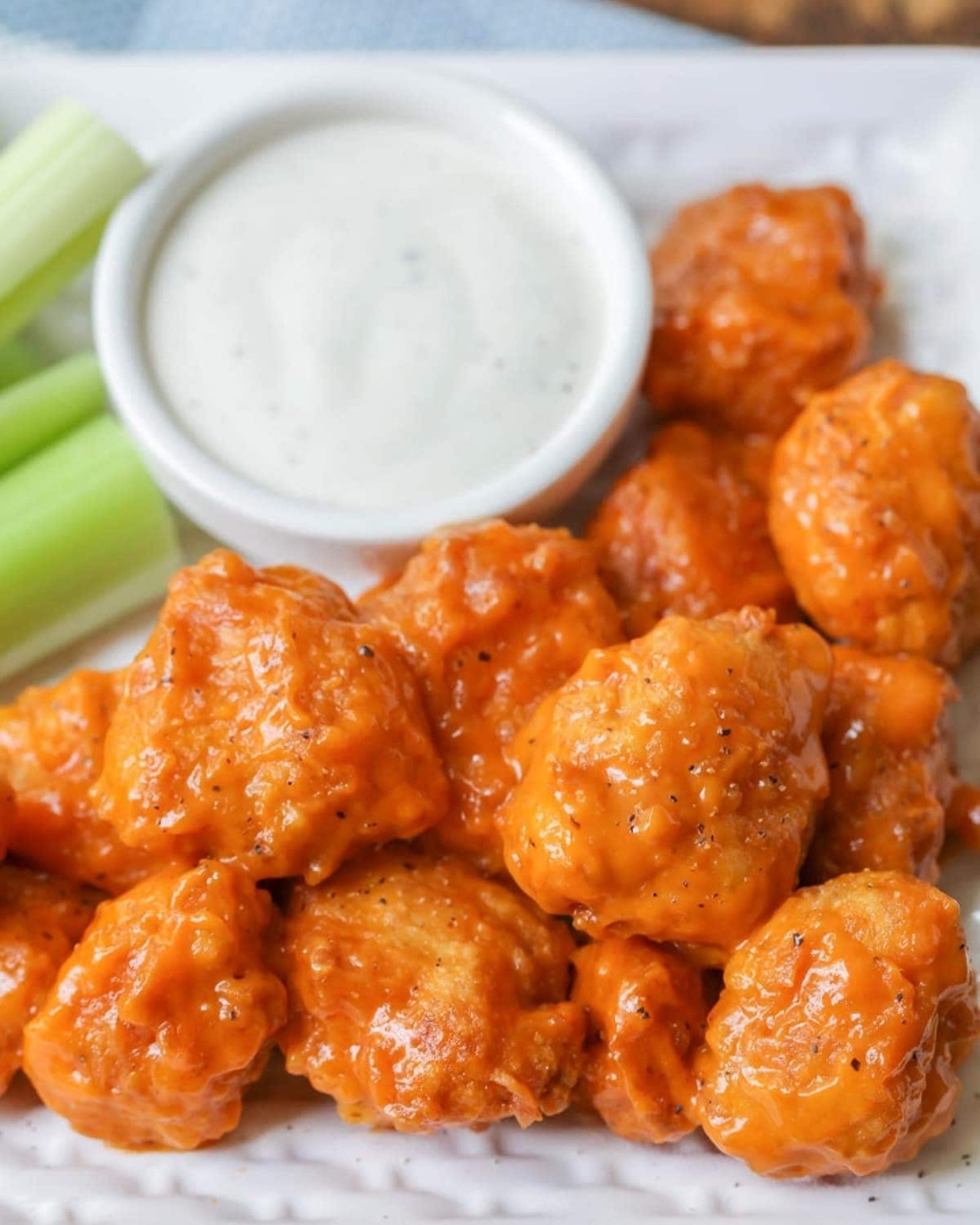 Boneless Wings (10)