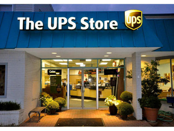 Facade of The UPS Store Alexandria