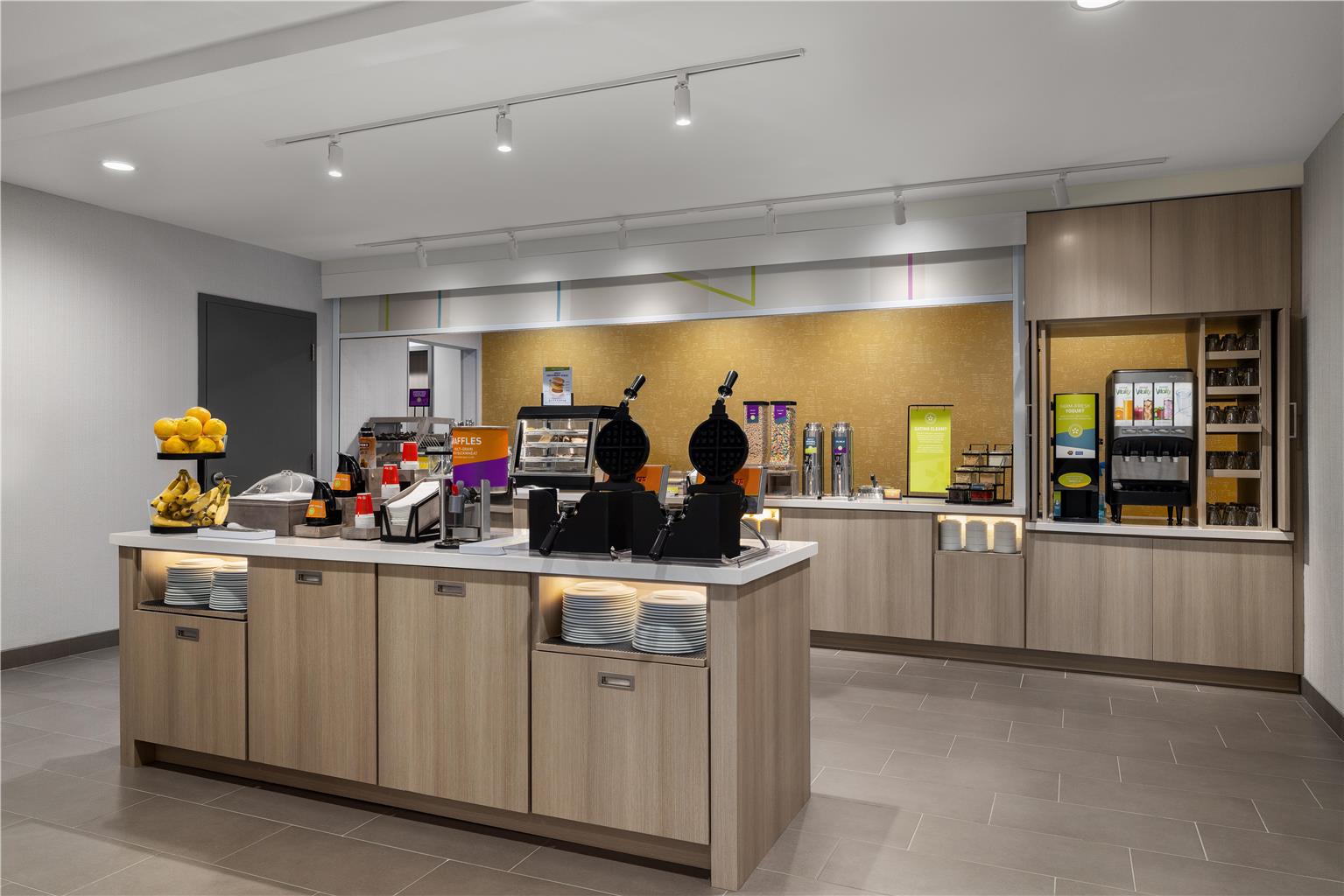 Home2 Suites by Hilton Muncie Image