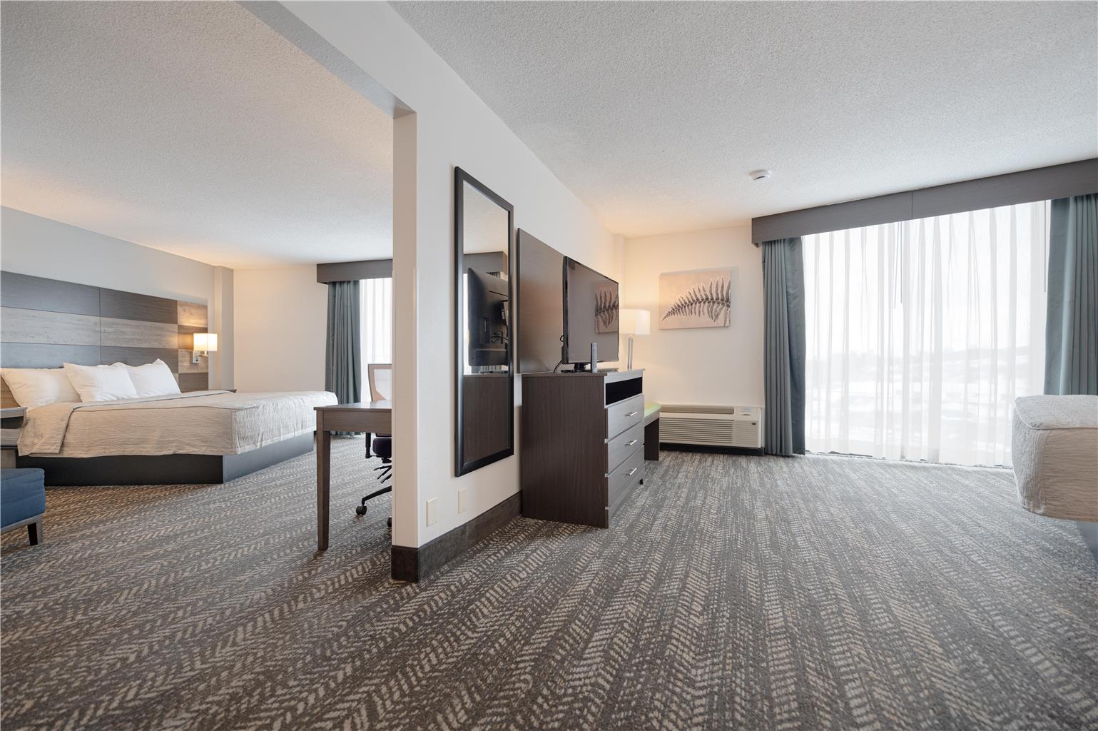 Best Western Plus Wausau Tower Inn Image