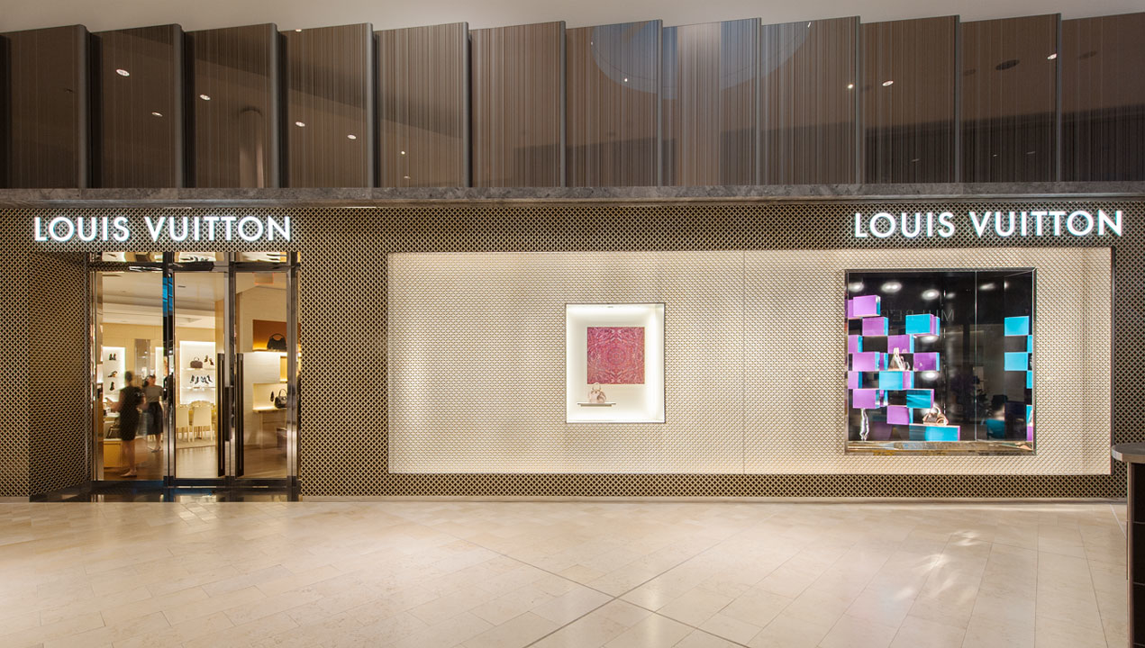 Louis Vuitton Holt Renfrew Toronto Yorkdale, 3401 Dufferin St., Toronto,  ON, Clothing Retail - MapQuest