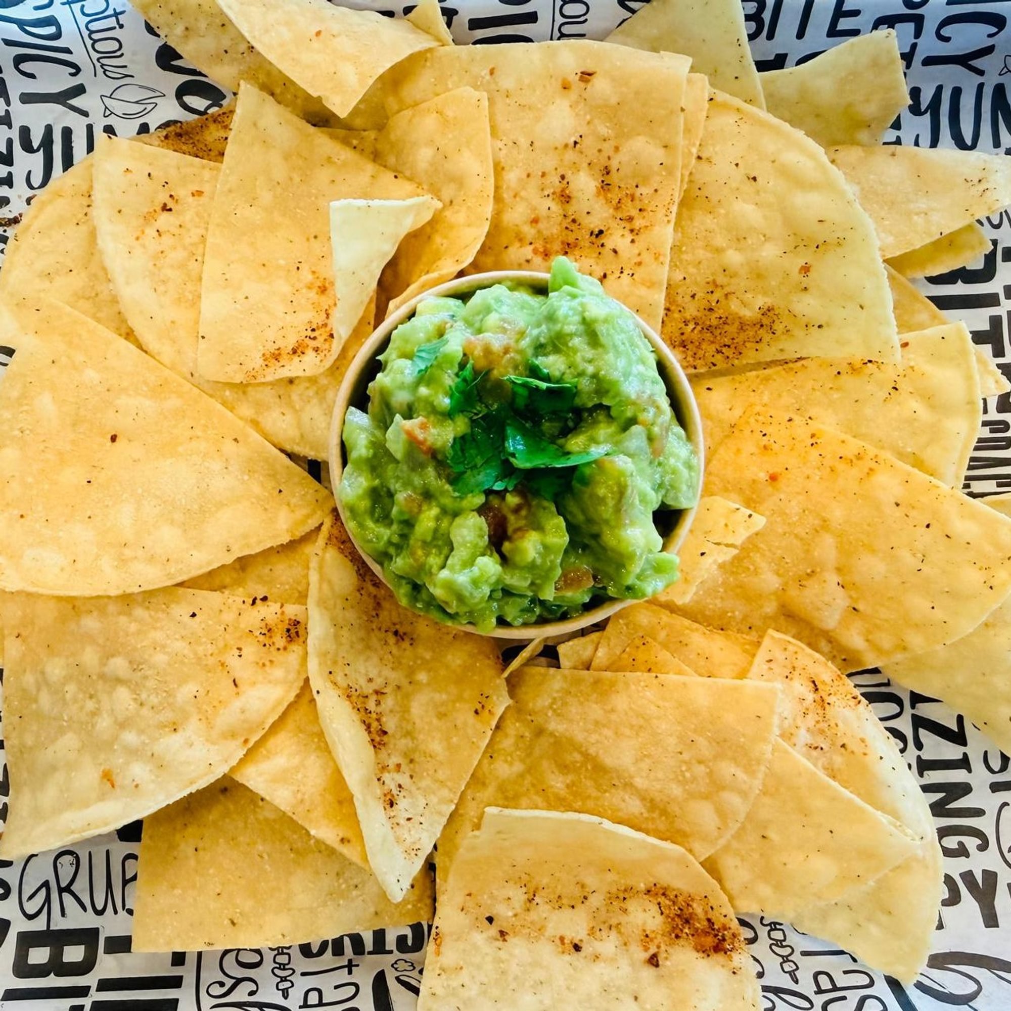 Guacamole & Chips (Personal)