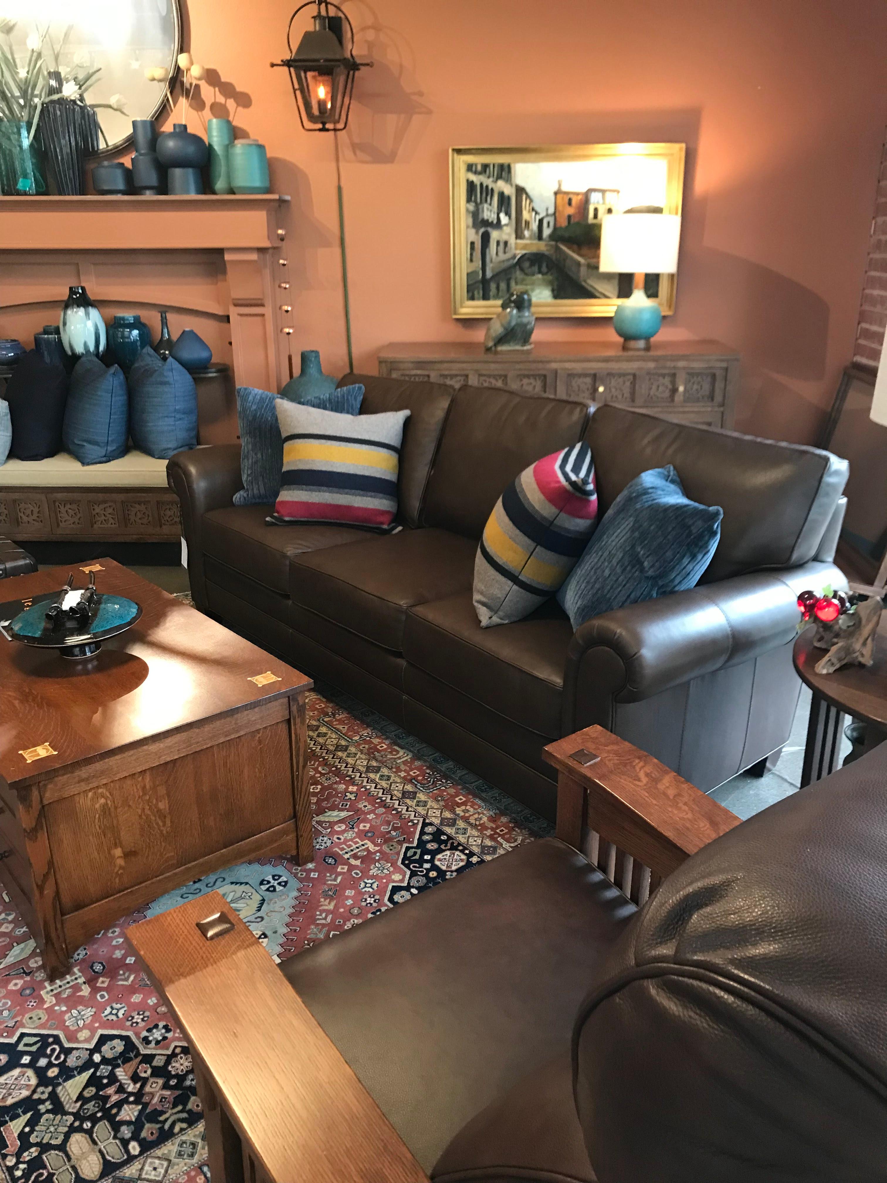 Kelly's Furniture Image