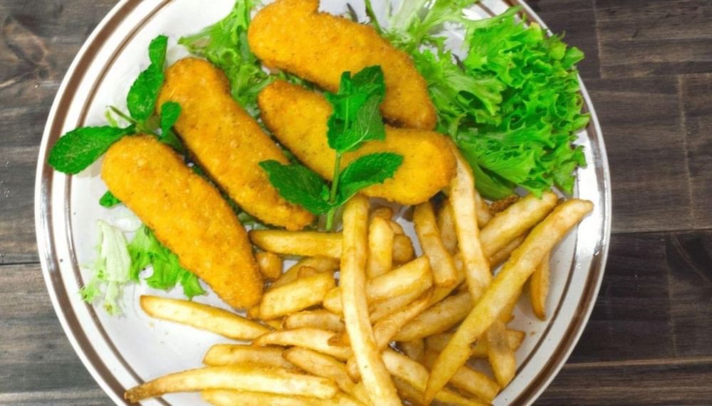 Vegan Chicken Tender 4pc w/ French Fries