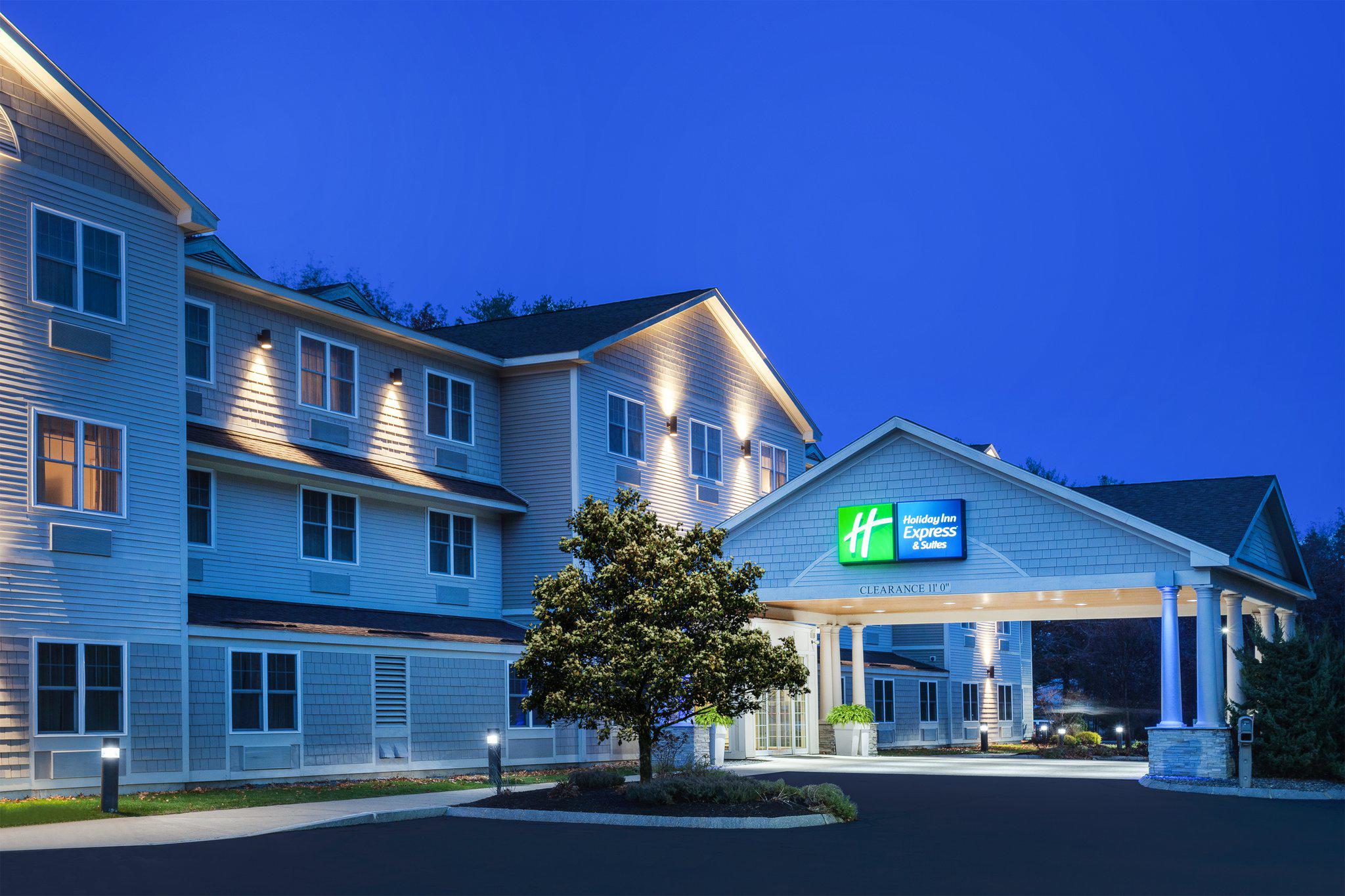 Holiday Inn Express & Suites Hampton South-Seabrook Photo