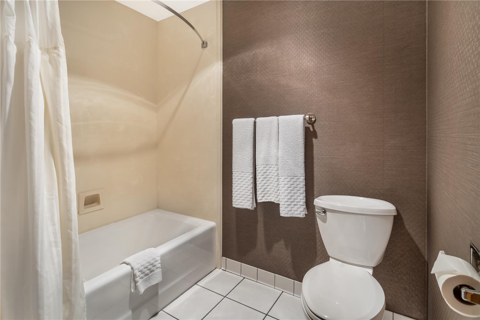 Best Western Windsor Inn Image