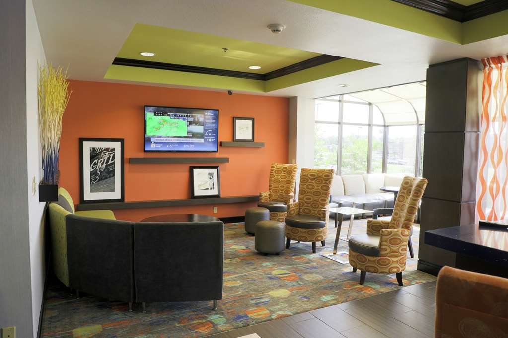 Hampton Inn Muskogee Image