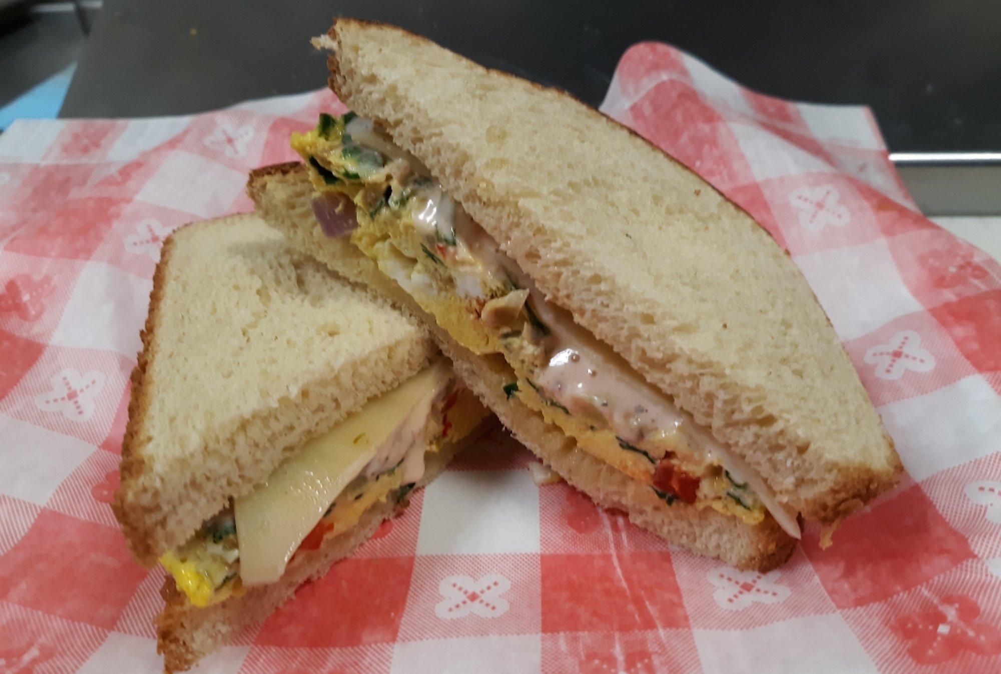 Green Omelette Sandwich
