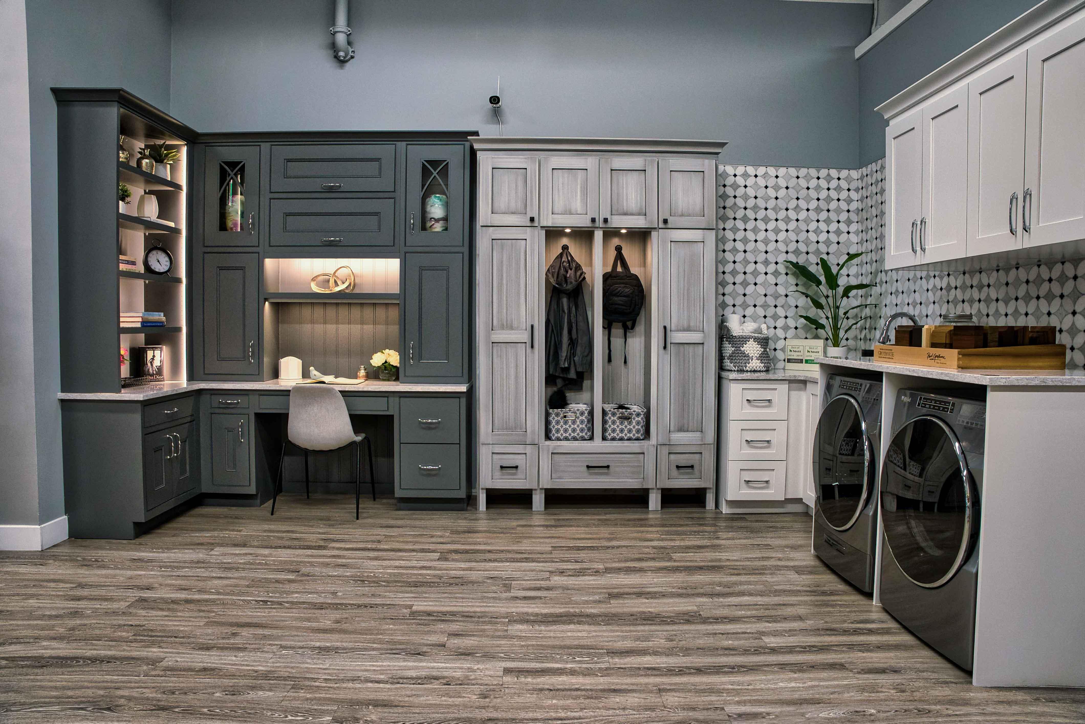 Jax Bargain Cabinets & Flooring Image