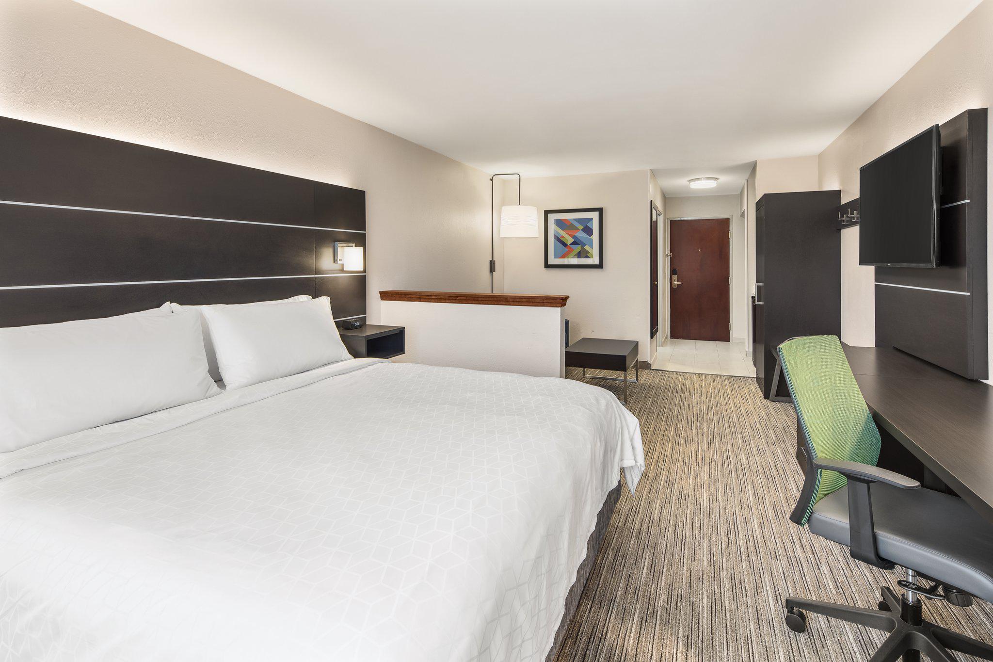 Holiday Inn Express & Suites Greenville-Spartanburg (Duncan) Photo