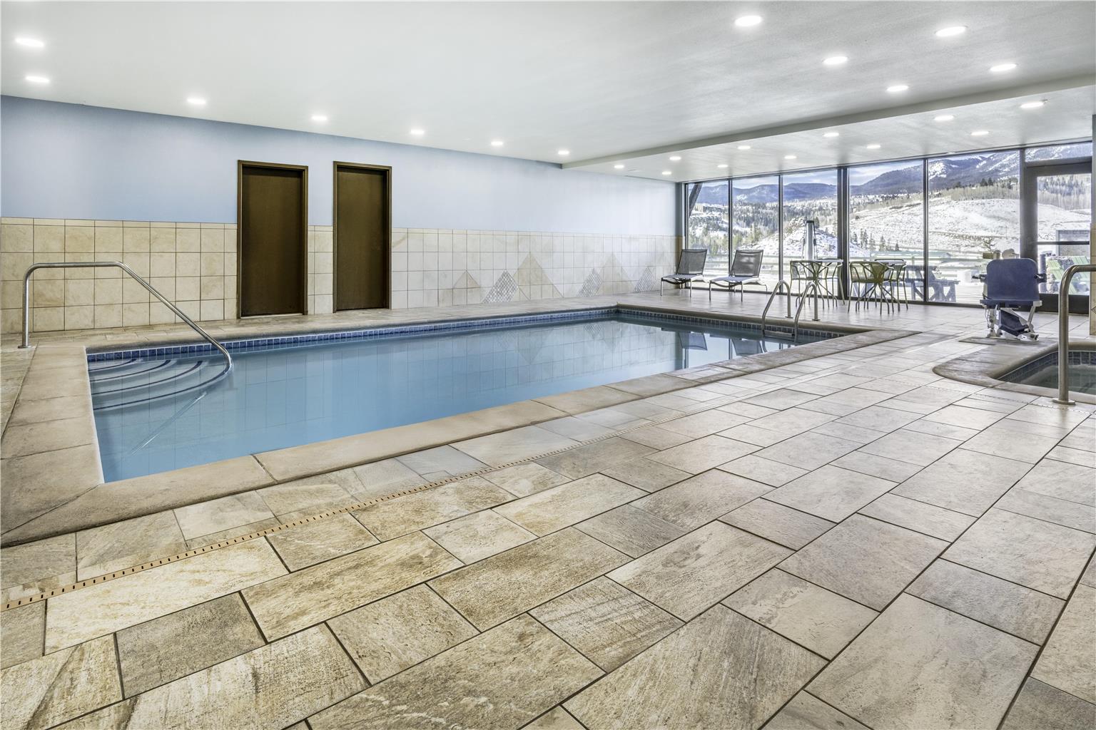 Hampton Inn & Suites Silverthorne Image