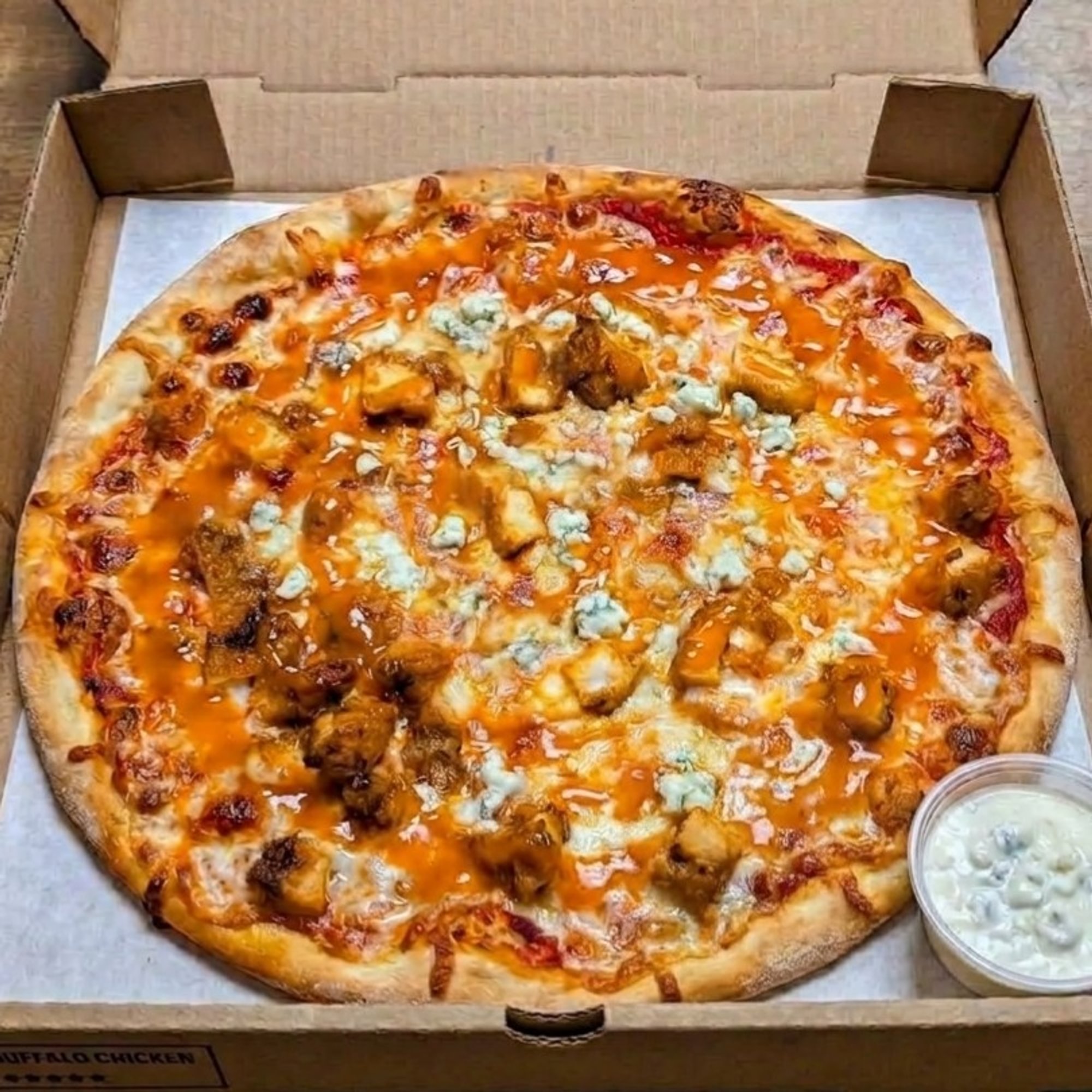 LARGE BUFFALO CHICKEN PIZZA