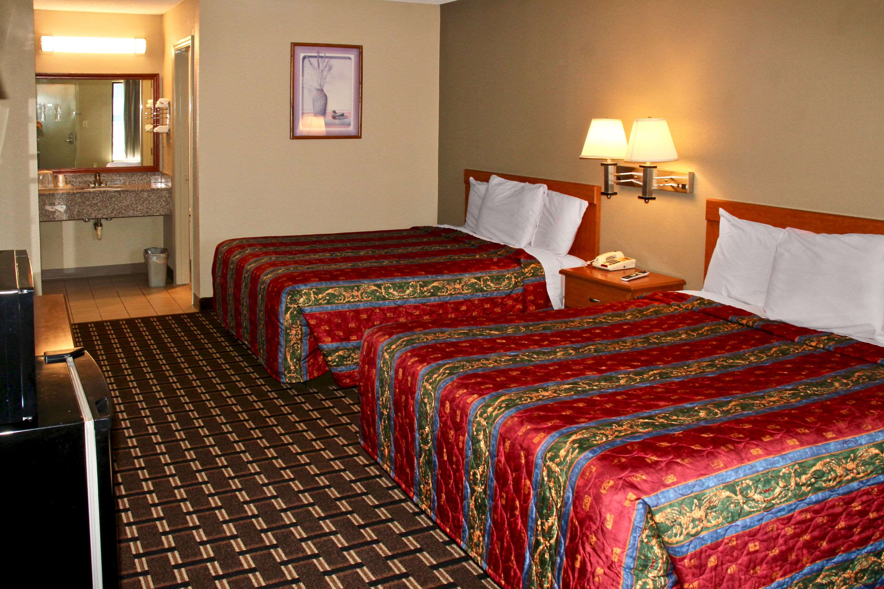 Rodeway Inn University Area Photo