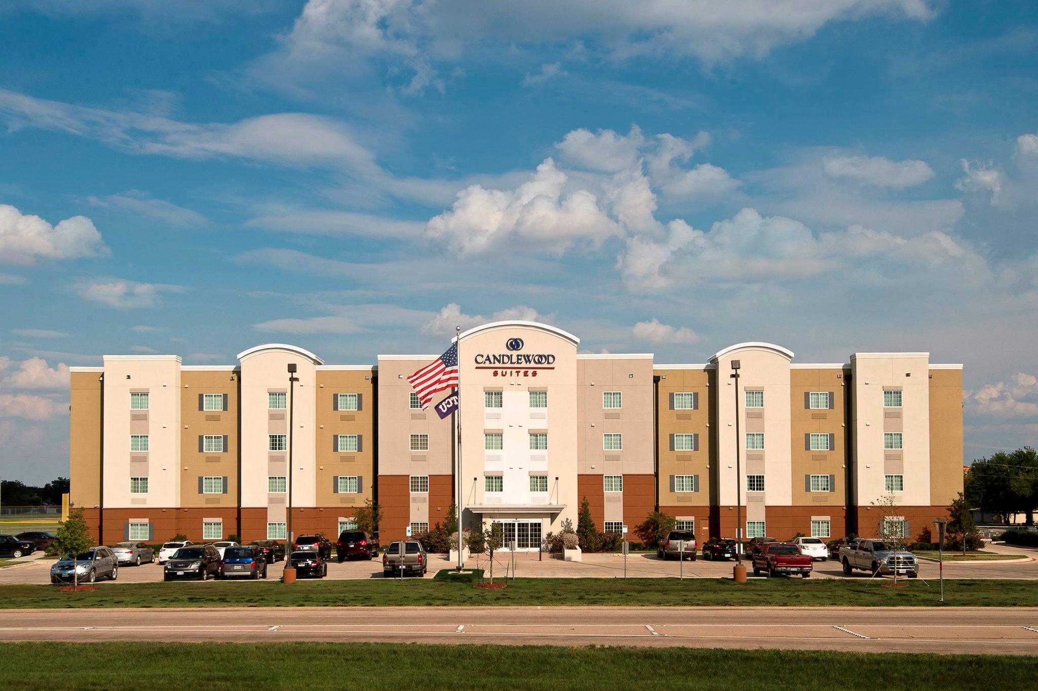 Candlewood Suites Fort Worth/West Photo