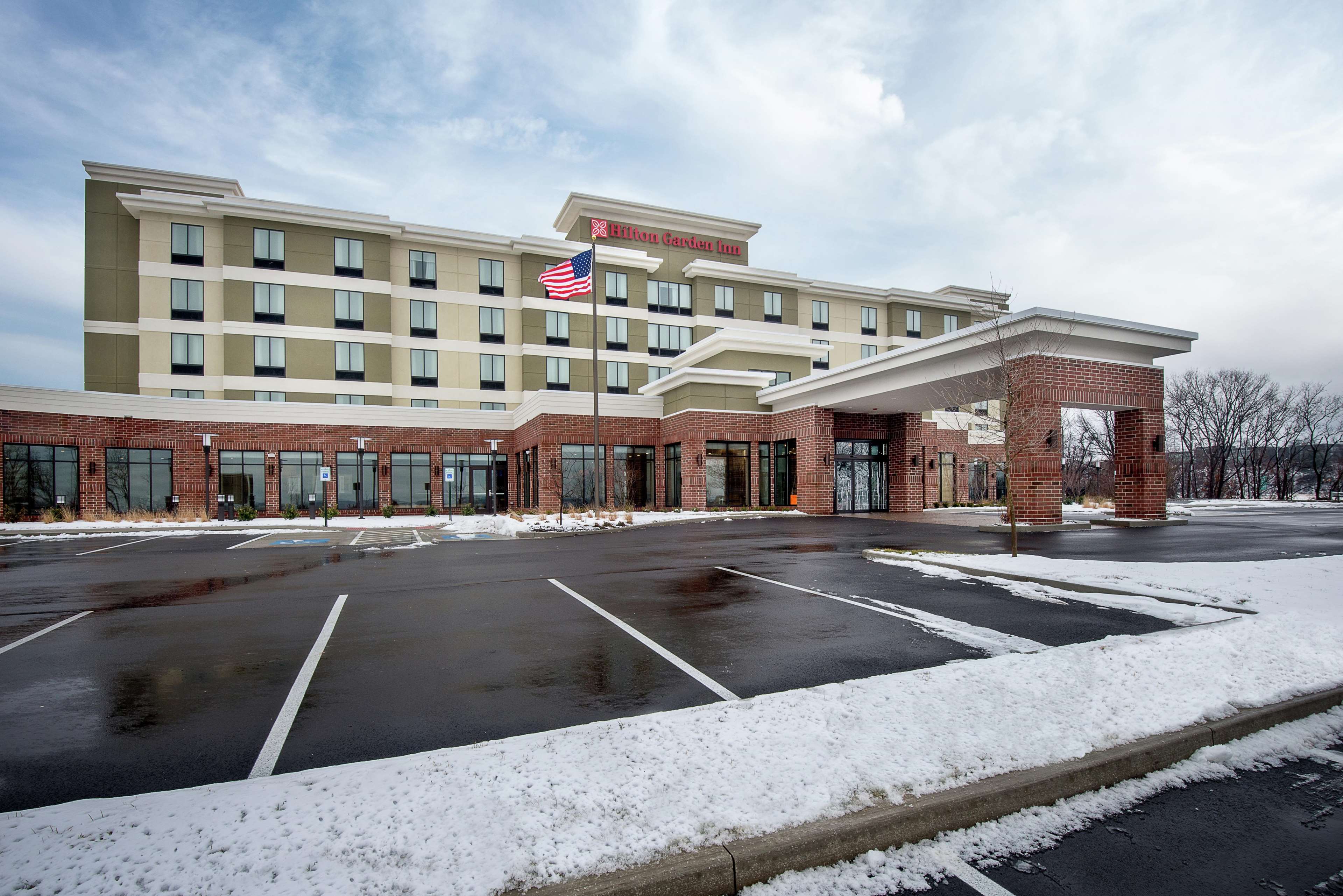 Hilton Garden Inn Pittsburgh Airport South-Robinson Mall Photo