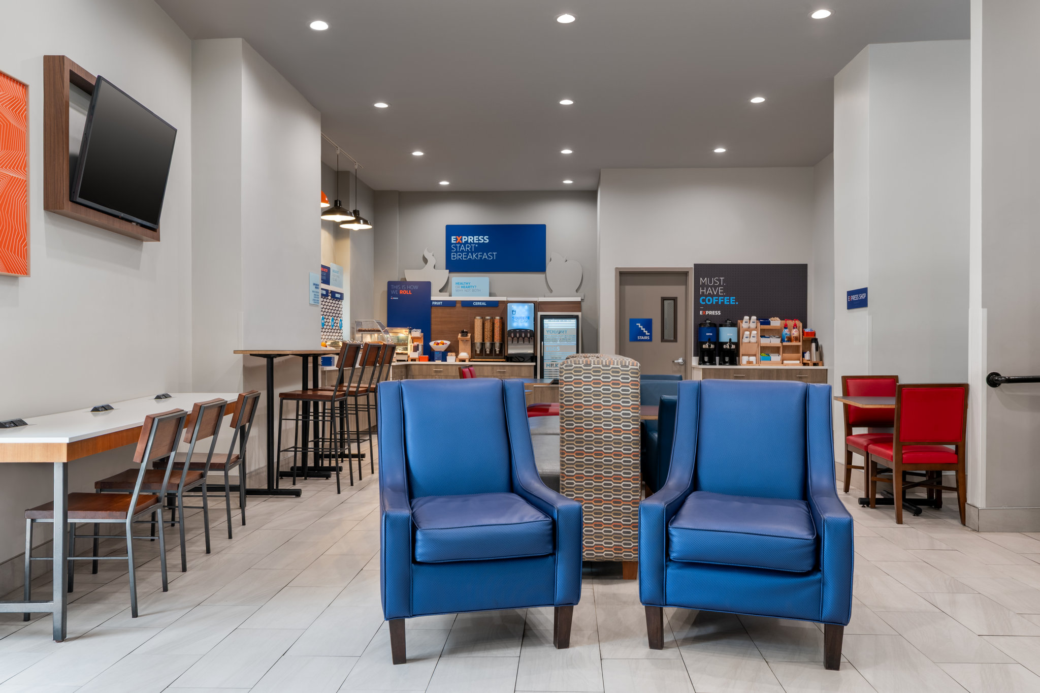 Holiday Inn Express & Suites Bronx - Zoo Area by IHG Image