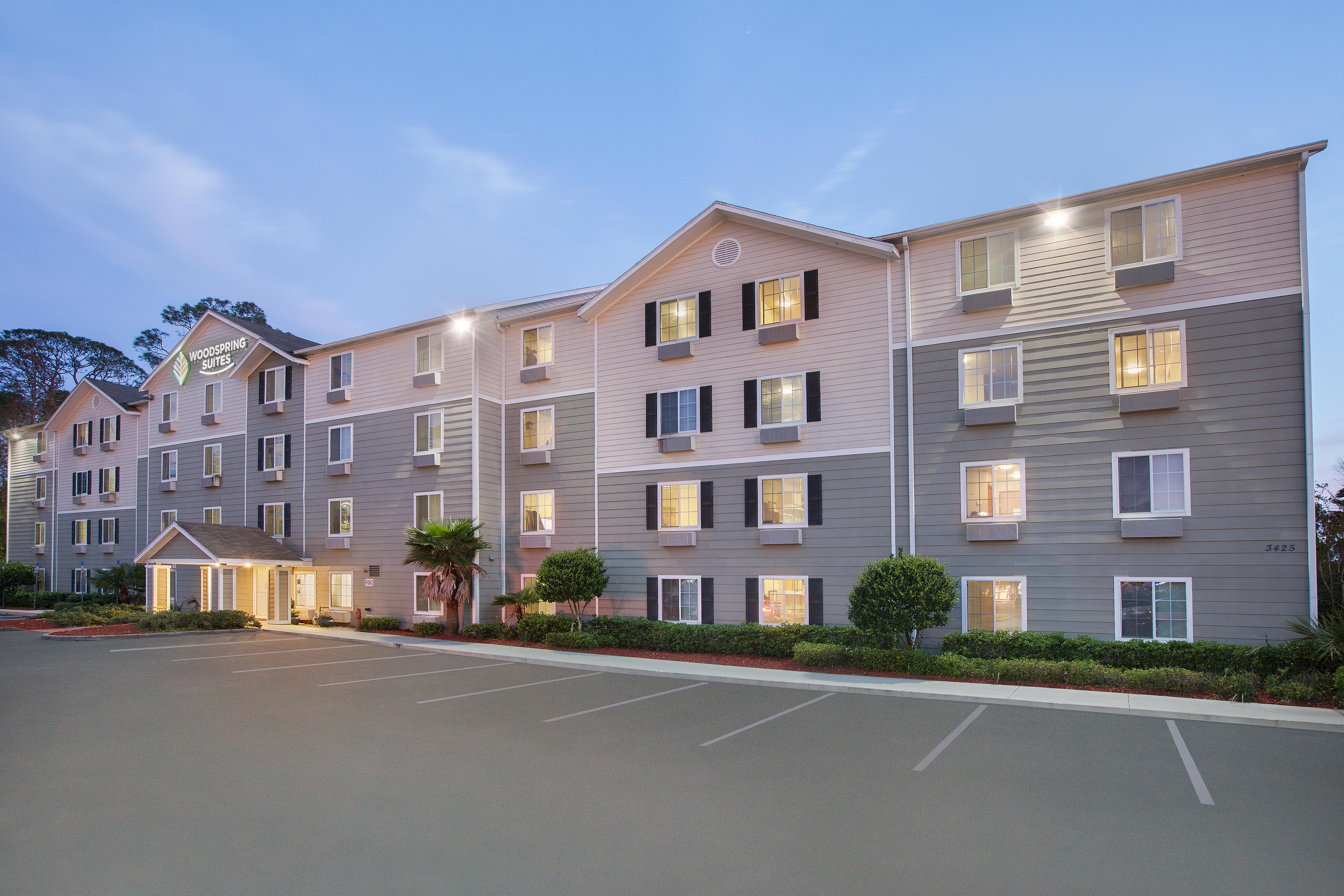 WoodSpring Suites Jacksonville Beach Blvd. Photo