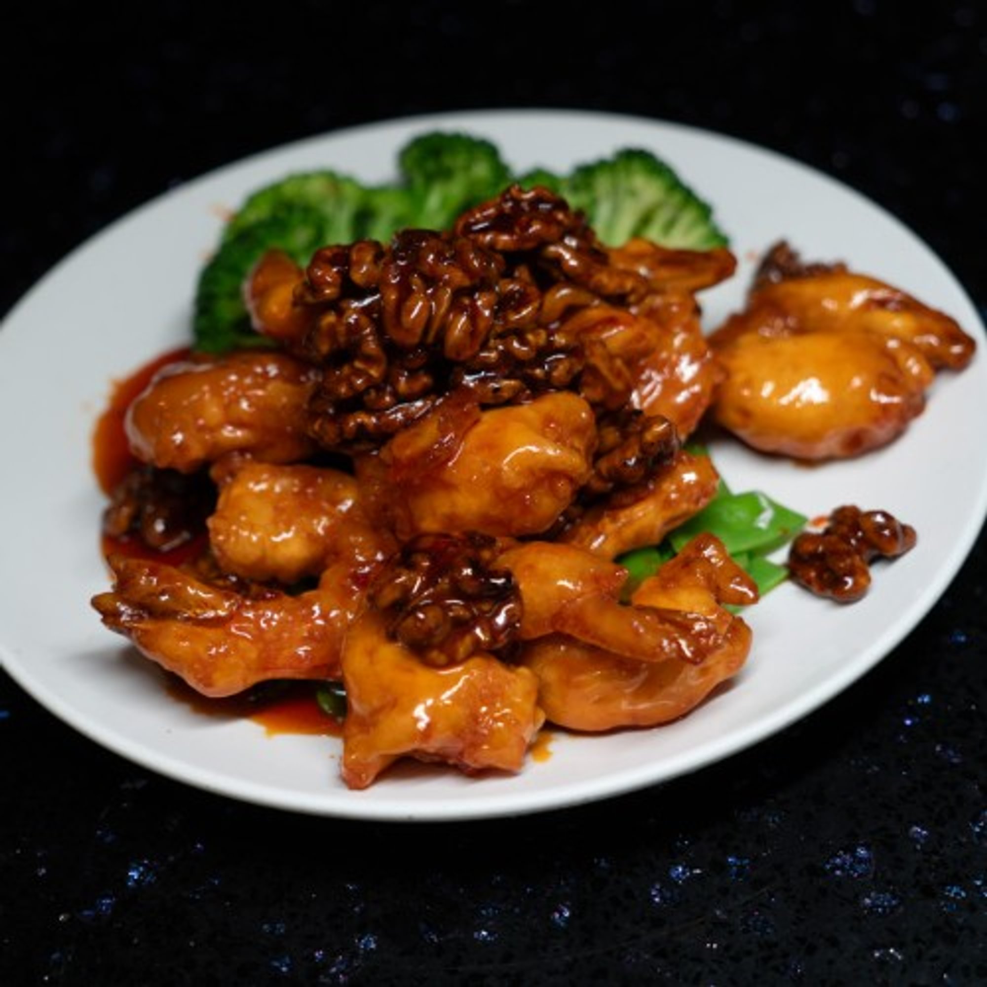 Crispy Prawns with Walnuts