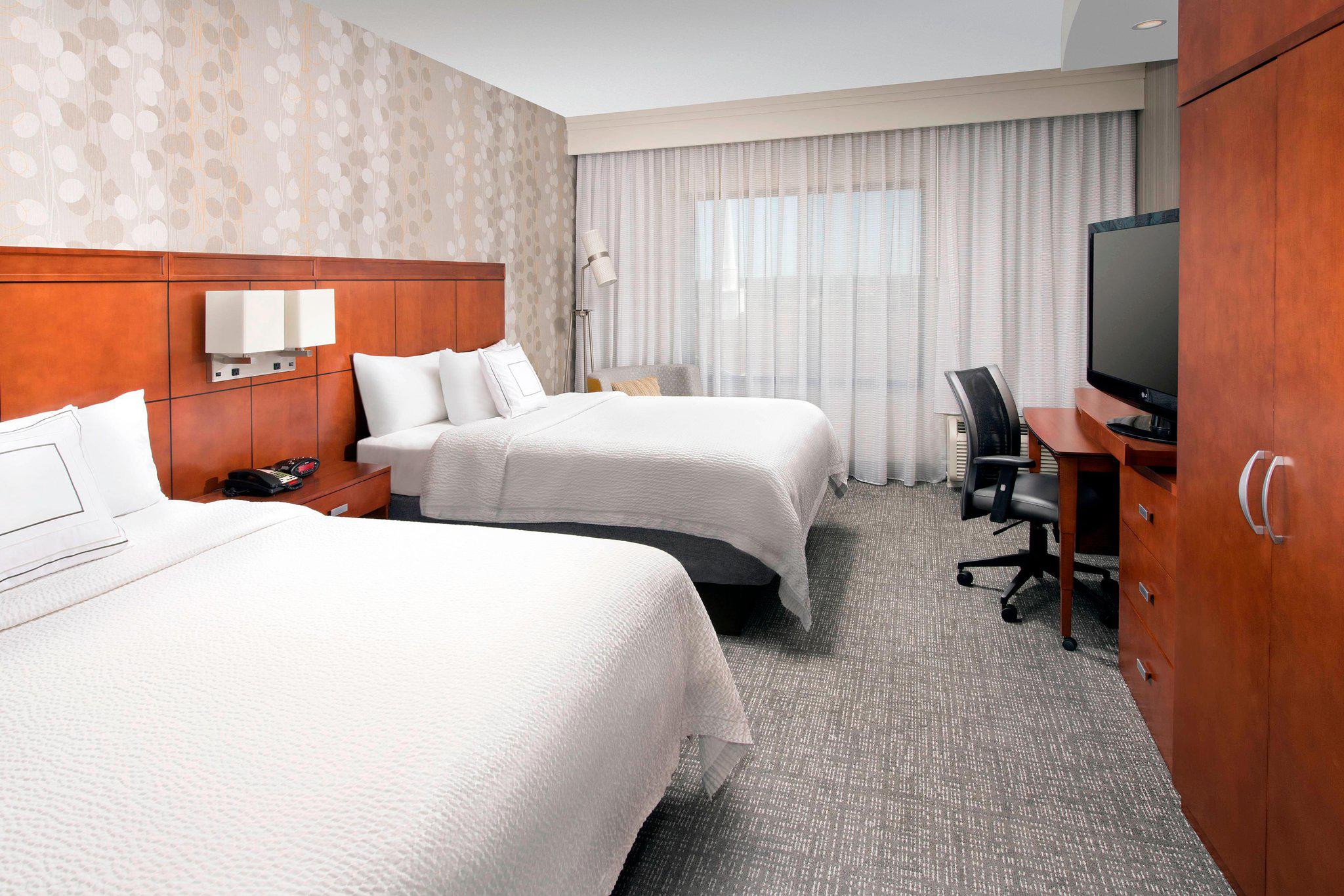 Courtyard by Marriott Tyler Photo