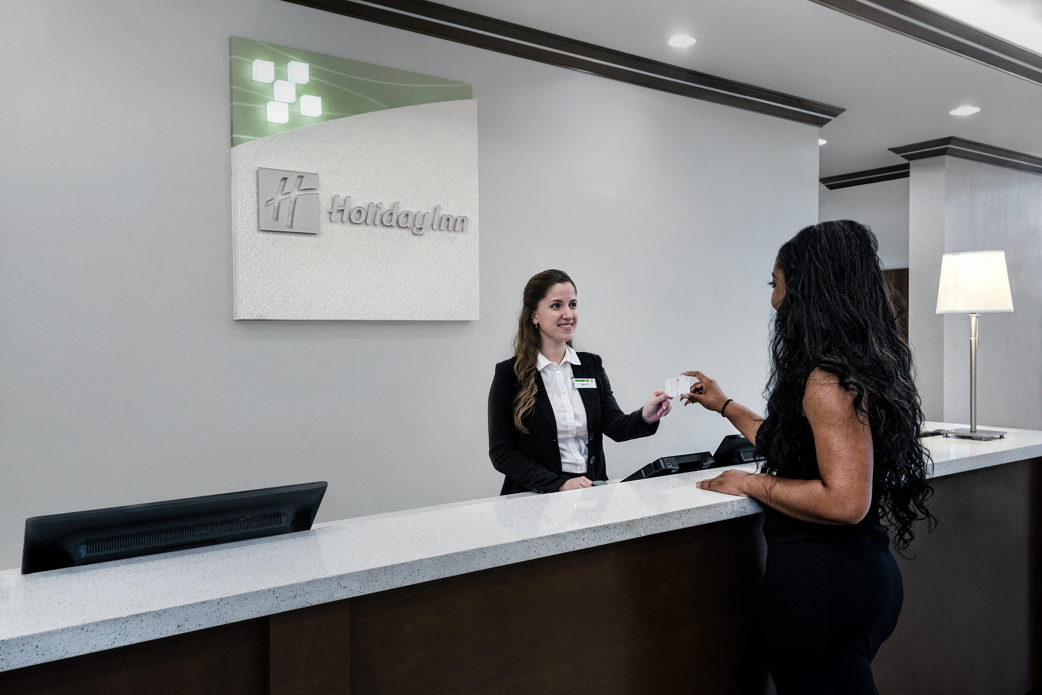 Holiday Inn & Suites College Station-Aggieland Photo