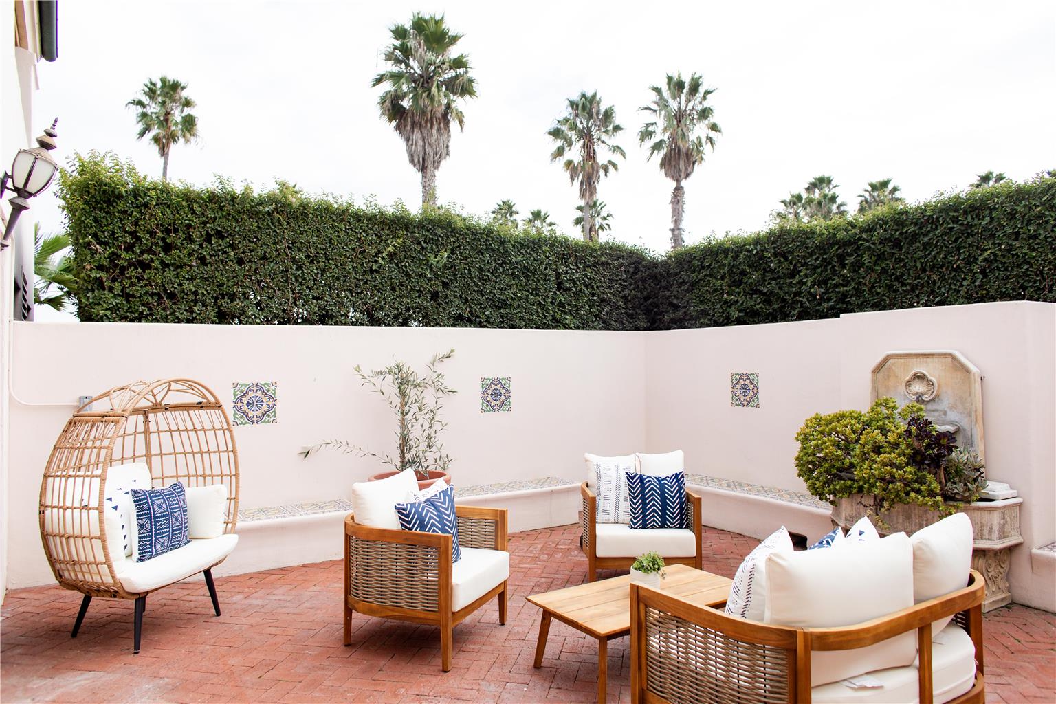 Hilton Santa Barbara Beachfront Resort Image