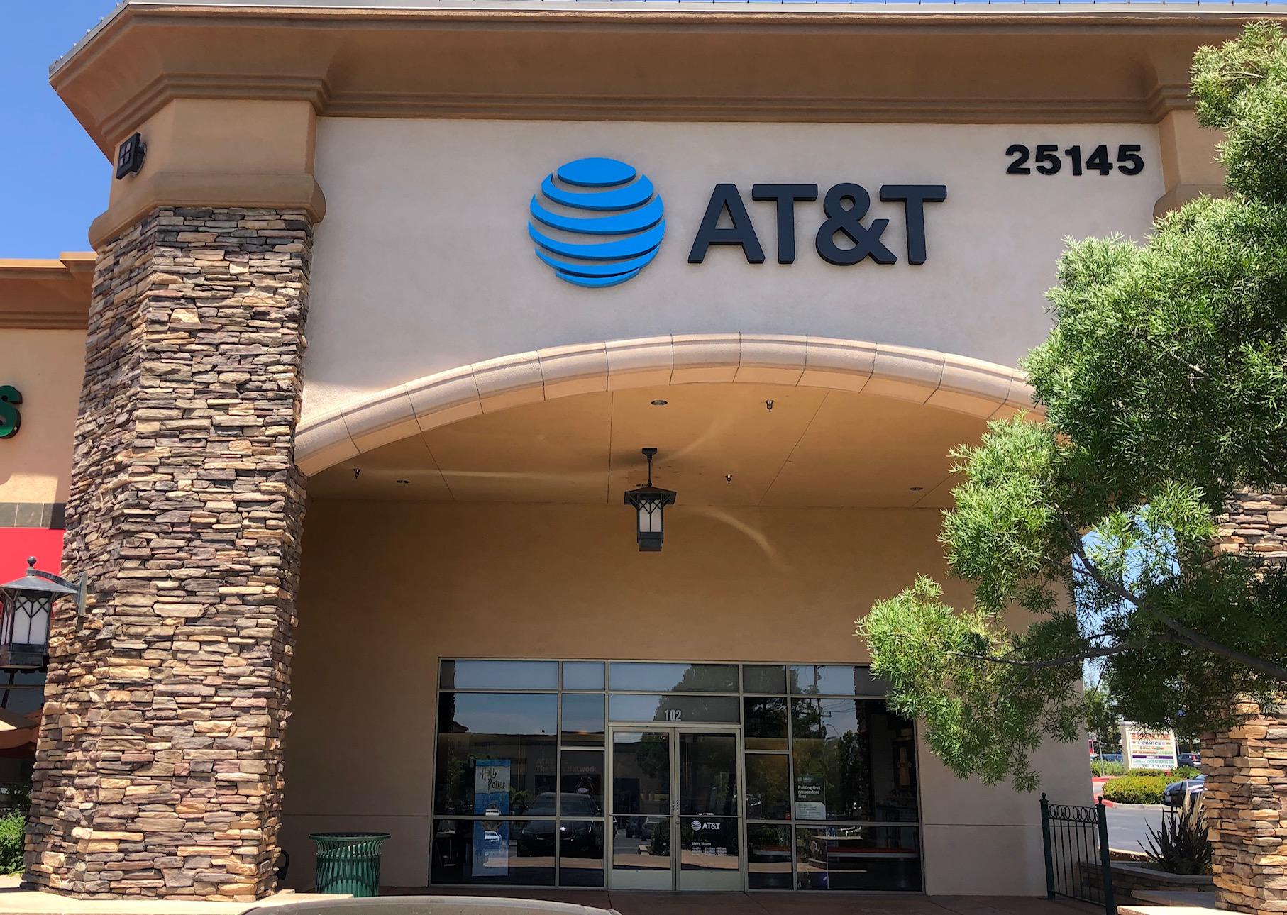 AT&T Store Photo