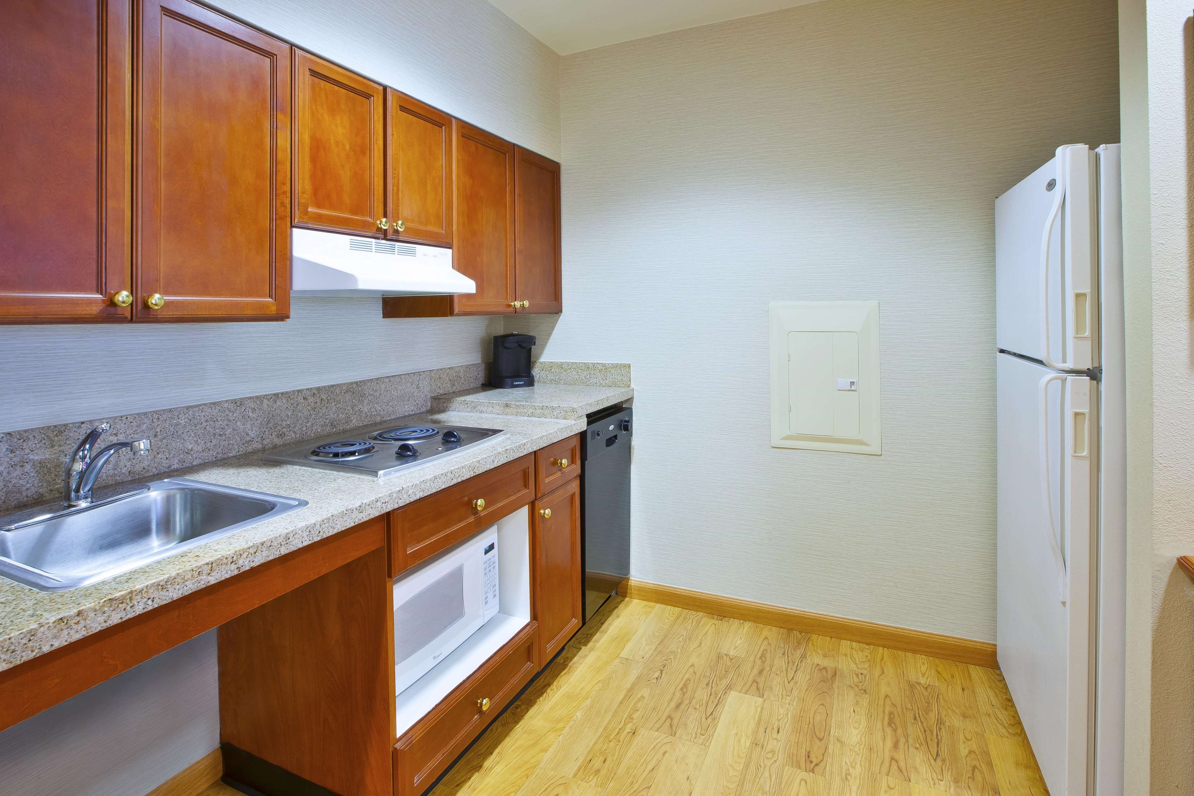 Homewood Suites by Hilton Philadelphia/Mt. Laurel Photo