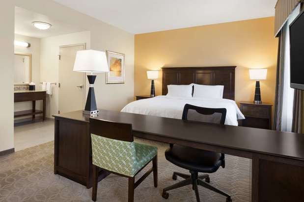 Images Hampton Inn & Suites San Bernardino